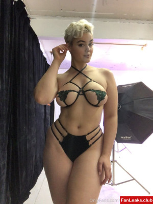 Stefania Ferrario Onlyfan Leaked Photo 16