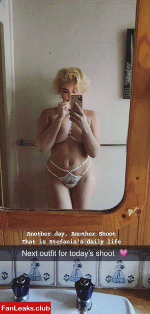 Stefania Ferrario Onlyfan Leaked Photo 1122