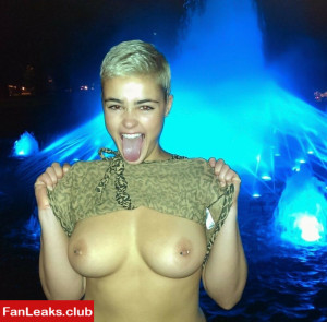 Stefania Ferrario Onlyfan Leaked Photo 1125