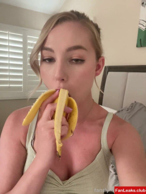 STPeach Onlyfan Leaked Photo 82