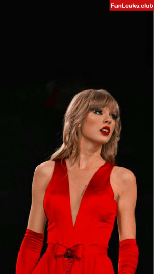 Taylor Swift Onlyfan Leaked Photo 749