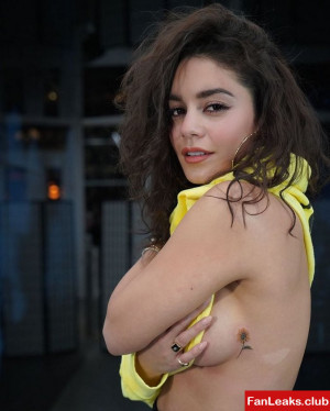 Vanessa Hudgens Onlyfan Leaked Photo 216