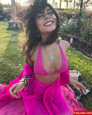 Vanessa Hudgens Onlyfan Leaked Photo 343