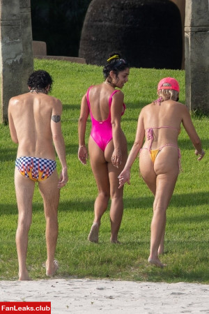 Vanessa Hudgens Onlyfan Leaked Photo 961