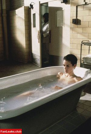 Winona Ryder Onlyfan Leaked Photo 3