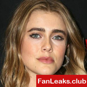 Melissa Roxburgh profile picture